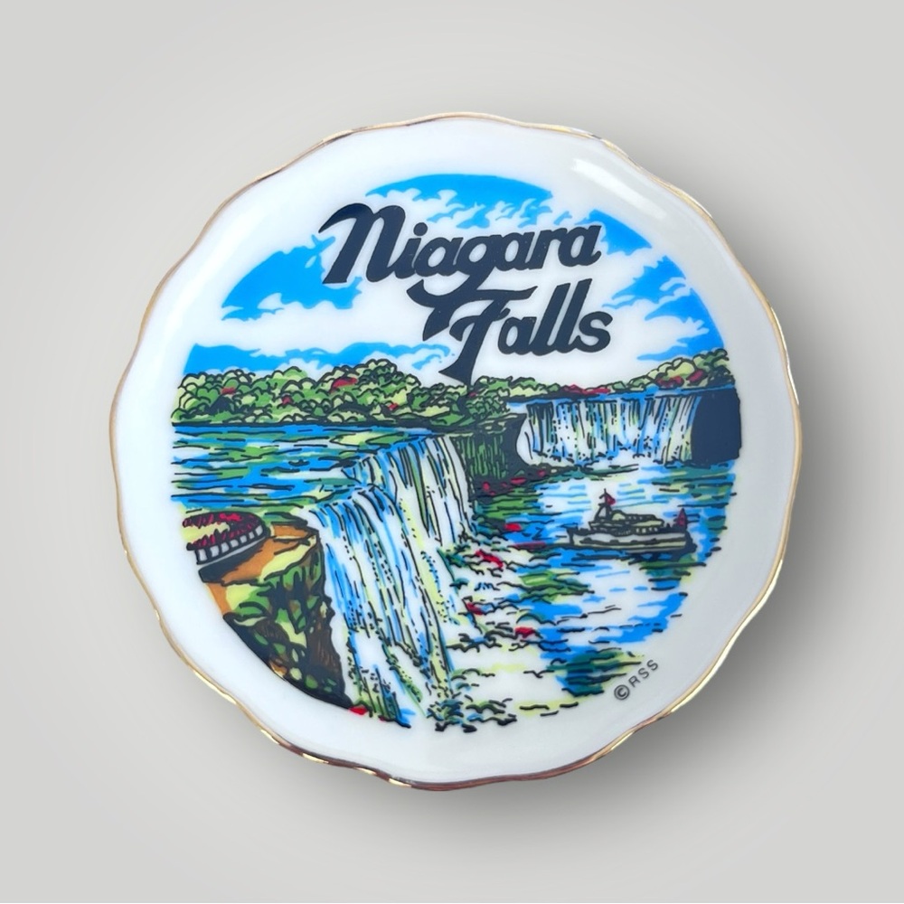 Niagara Falls Mini Plate & Cup Souvenir - Picture 5 of 8